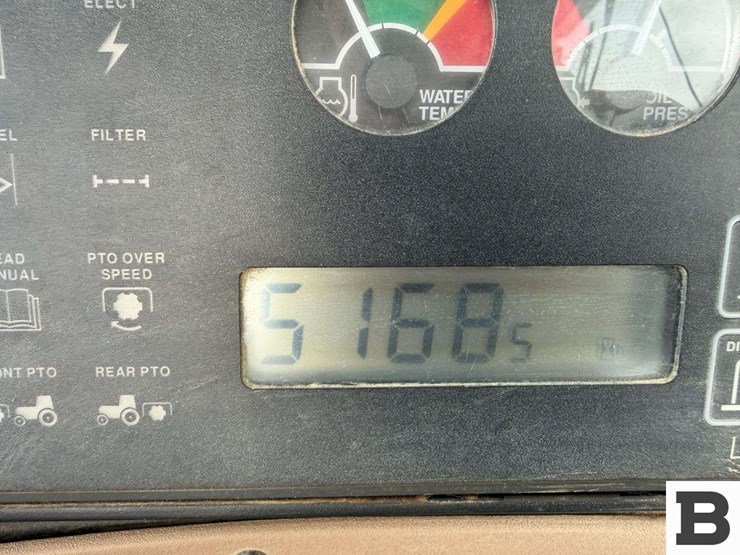 1995-john-deere-8300-image-90