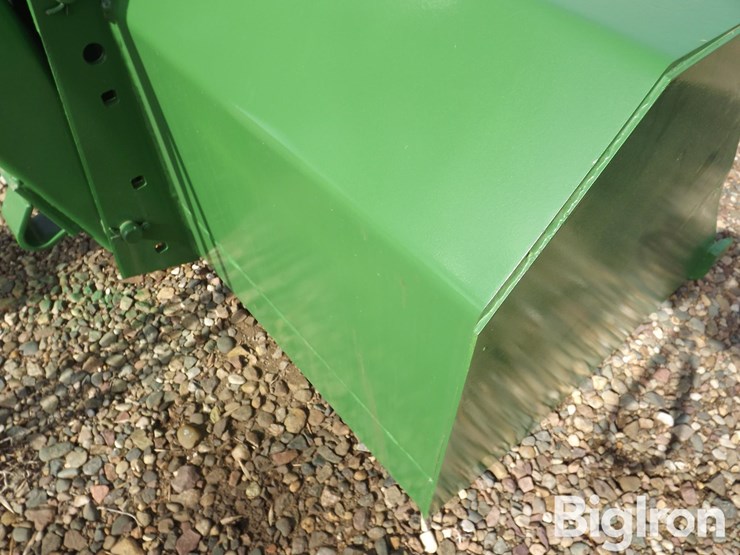 john-deere-148-image-16