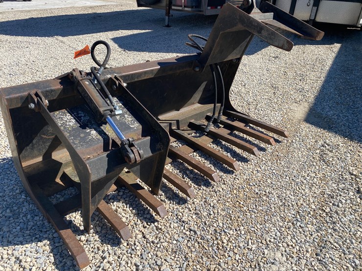 #9124-•-universal-mount-grapple-bucket-(helenville,-wi)-image-1