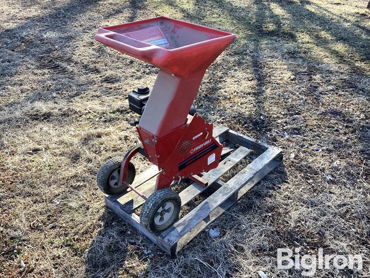 troy-bilt-junior-tomahawk-image-1