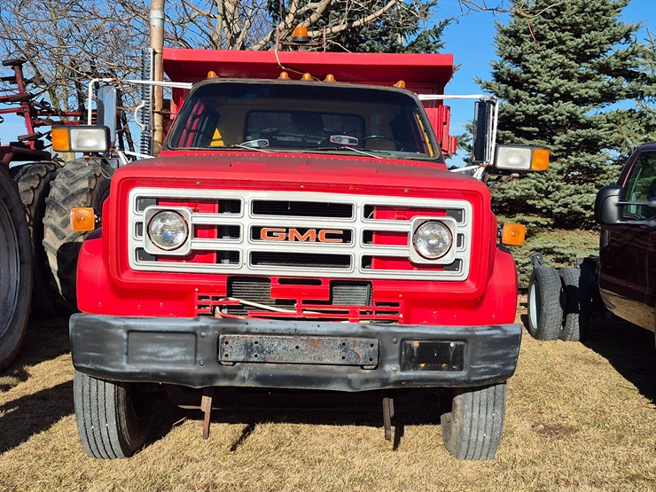 1985-gmc-7000-image-3