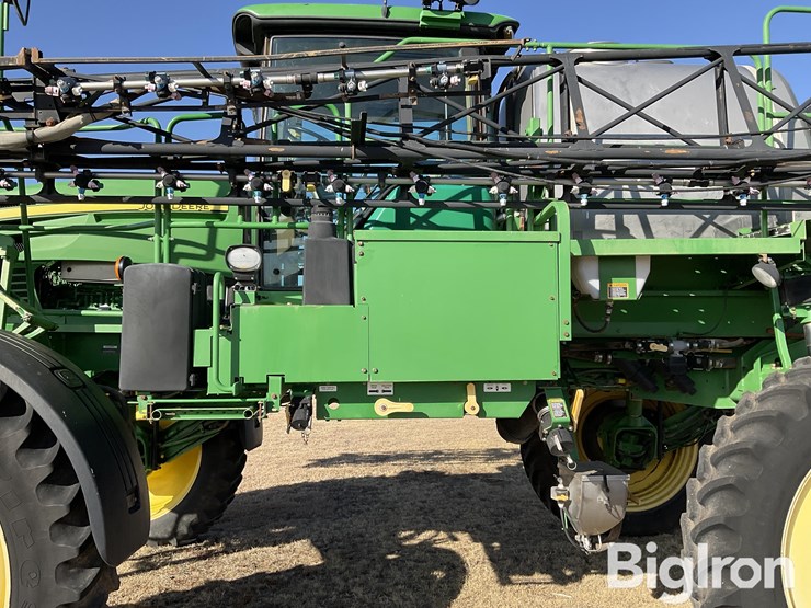 2010-john-deere-4830-image-17