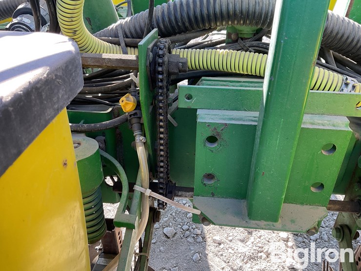 john-deere-1760-image-18