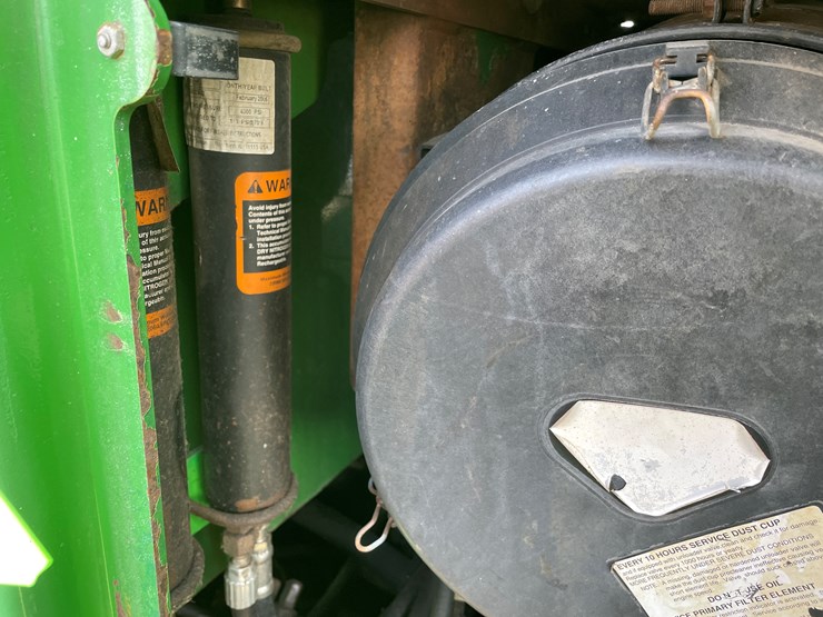 2005-deere-643j-image-27