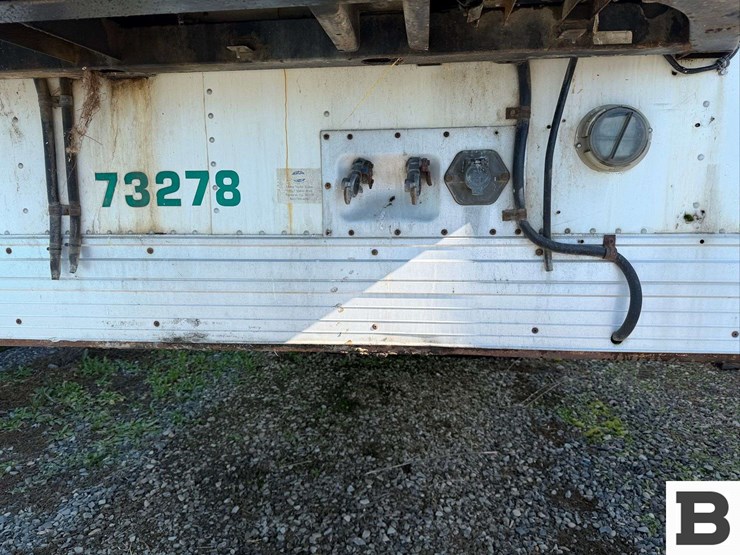 1995-utility-vs2r-image-5