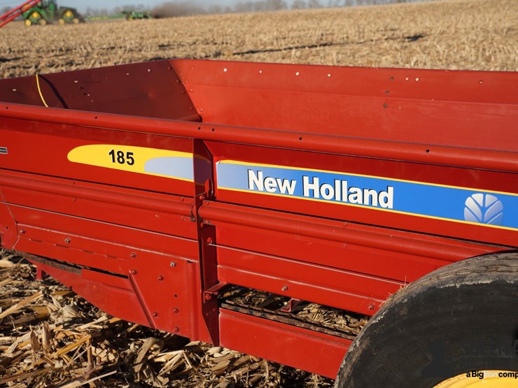 new-holland-185-image-16