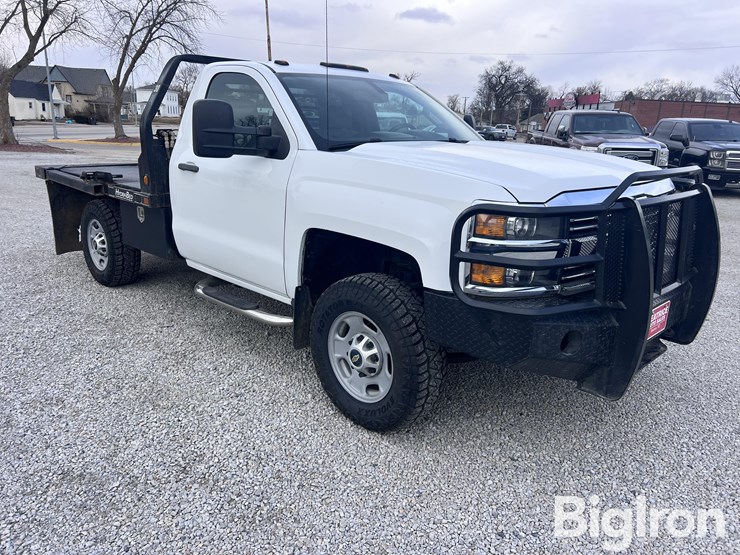 2015-chevrolet-silverado-3500-image-3