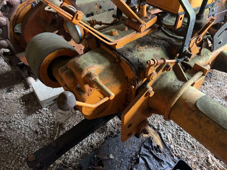 oliver/cletrac-crawler-image-25