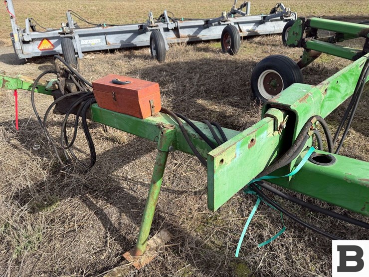 2007-john-deere-2700-image-33