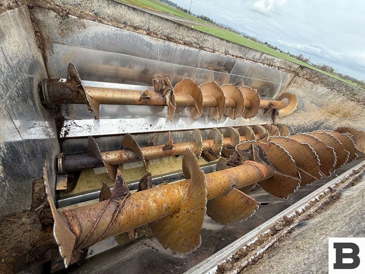 1996-volvo-wx-feed-truck---albany,-or-image-26