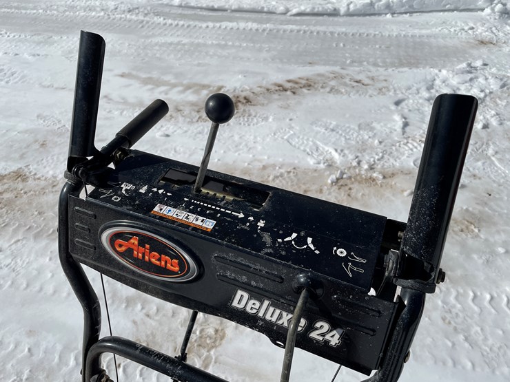#14001-•-ariens-deluxe-24-snowblower-(marenisco,-mi)-image-5