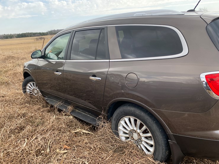 2012-buick-enclave-image-11