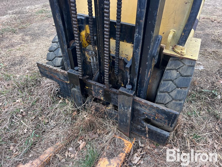 caterpillar-v40b-image-14