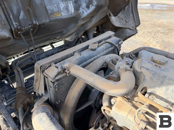 1999-isuzu-npr-image-34