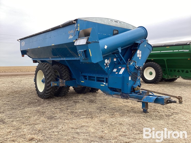 2005-kinze-1050-image-3