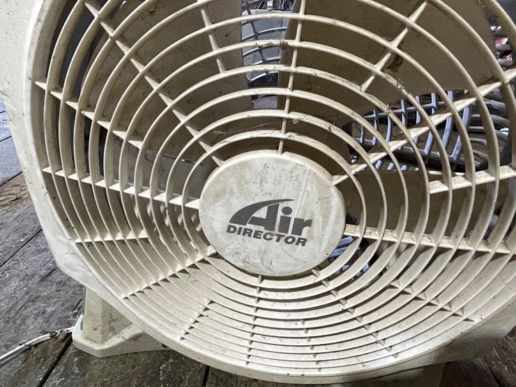 #7214-•-(2)-fans-image-14