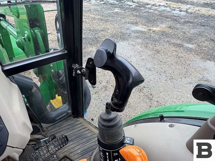 john-deere-5075e-image-51