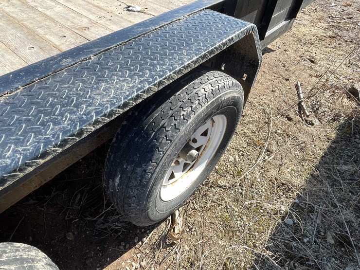 #1278-•-tandem-axle-trailer-(no-title)-(denmark,-wi)-image-18