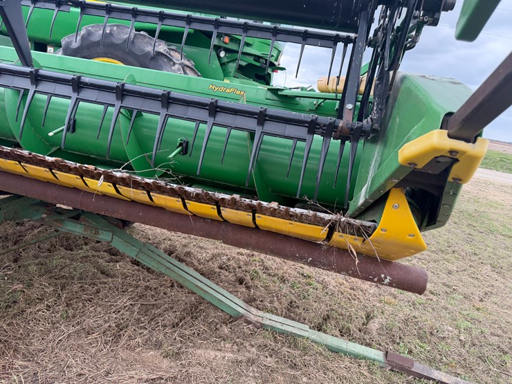 2013-john-deere-630f-image-23