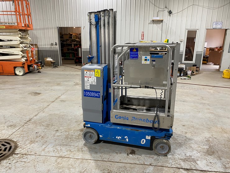 #1226-•-2016-genie-run-about-gr-20-lift-(bryant,-wi)-image-3