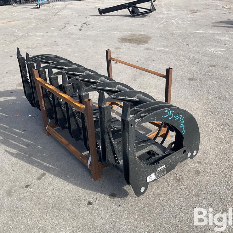 2025 MASSEY-FERGUSON 730