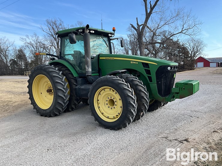 2009-john-deere-8295r-image-3