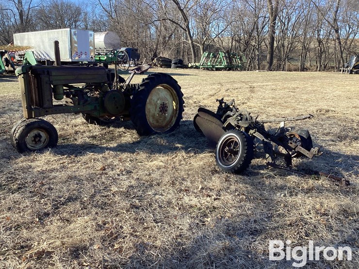 john-deere-a-image-1