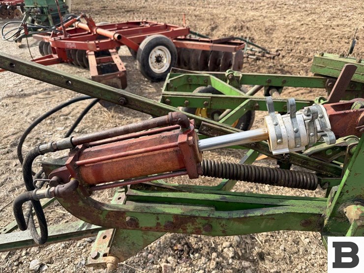 john-deere-5-image-19