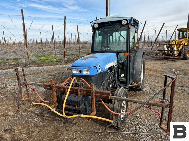 2008-new-holland-tn85fa-image-9