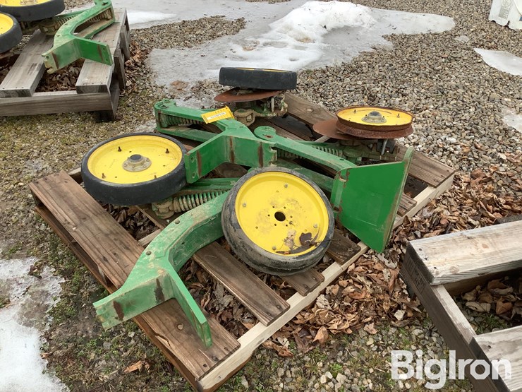 john-deere-1775-image-5