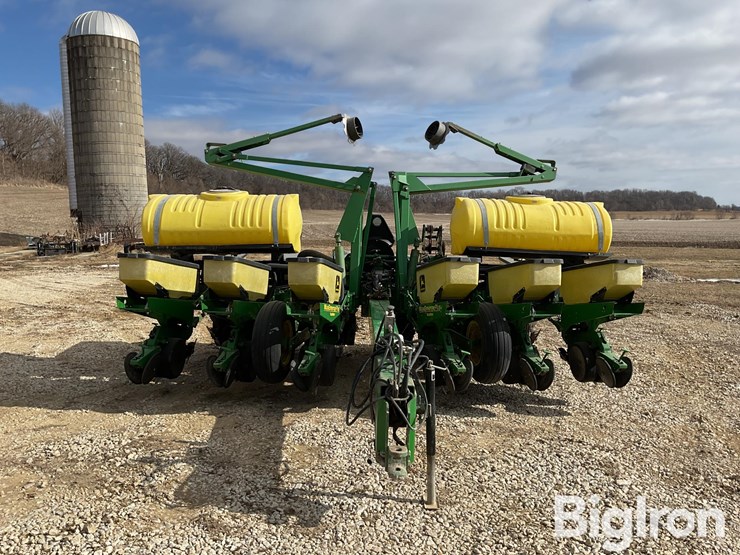 john-deere-1760-image-2