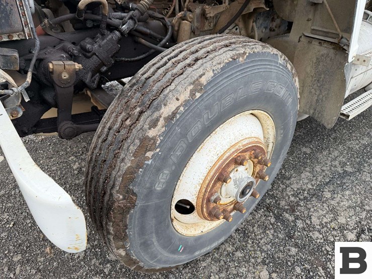 1980-ford-9000-image-19