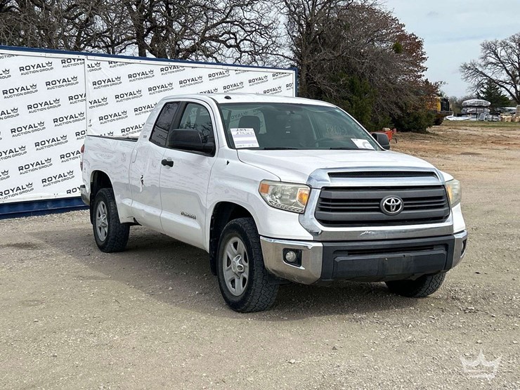 2014-toyota-tundra-image-4