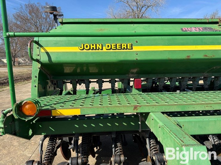john-deere-1560-image-11