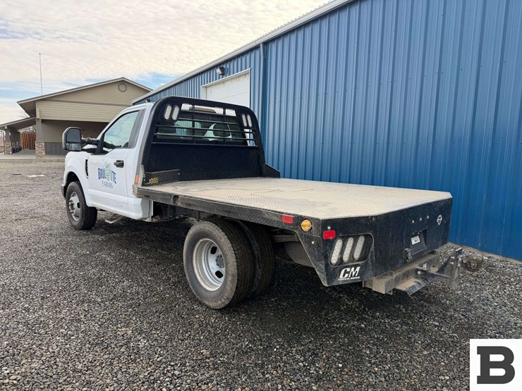 2019-ford-f350-image-9