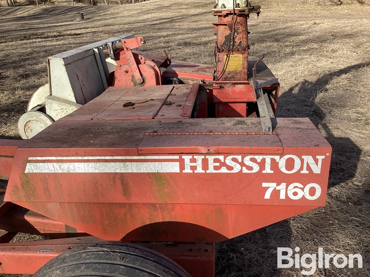 hesston-7160-image-17