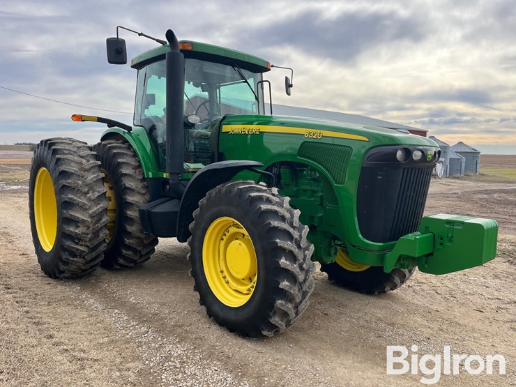 2005-john-deere-8320-image-3