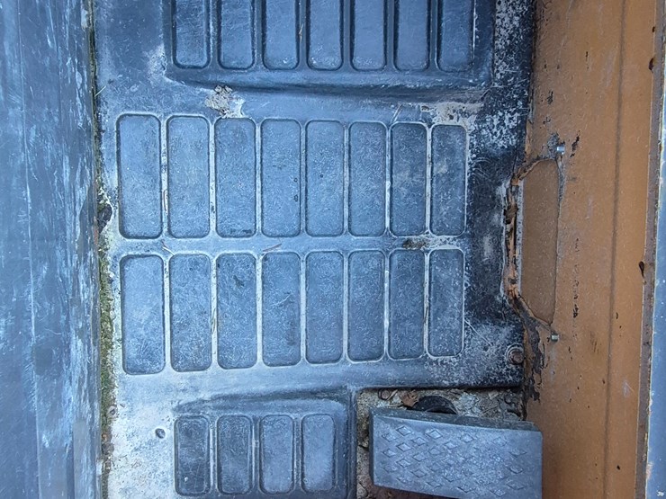 2011-case-sv250-image-22