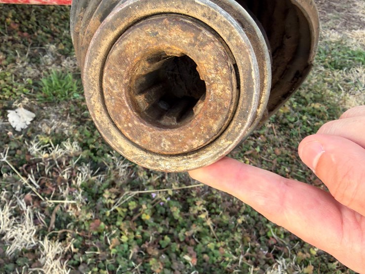 new-holland-355-image-11