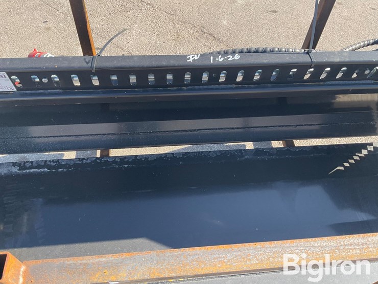 2025-massey-ferguson-730-image-12