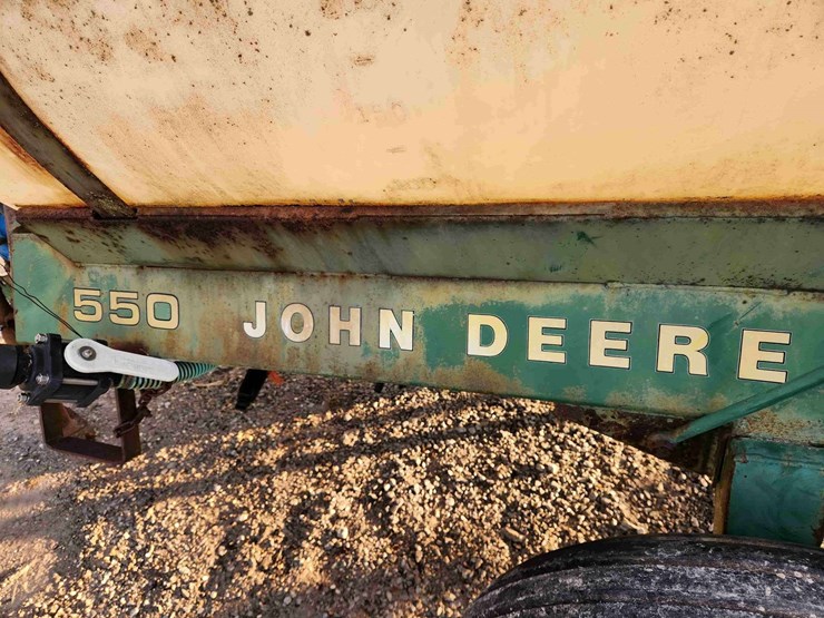 john-deere-550-image-3