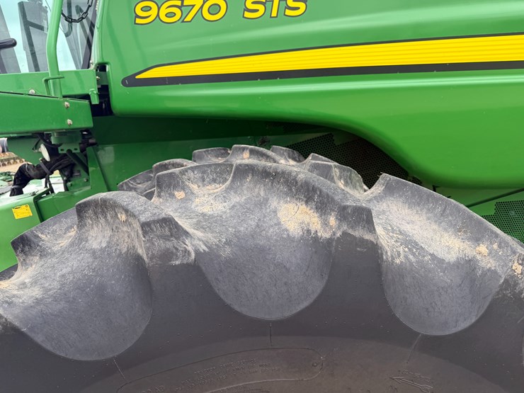 2009-john-deere-9670-sts-image-9