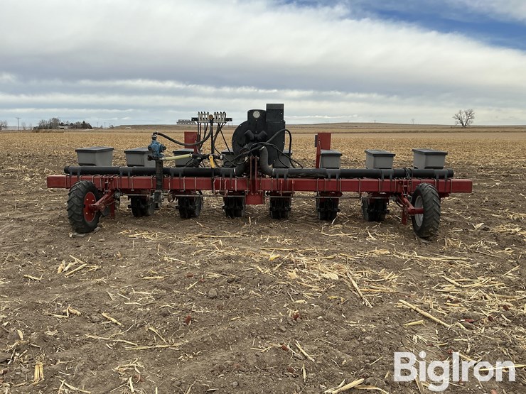 case-ih-1200-image-2