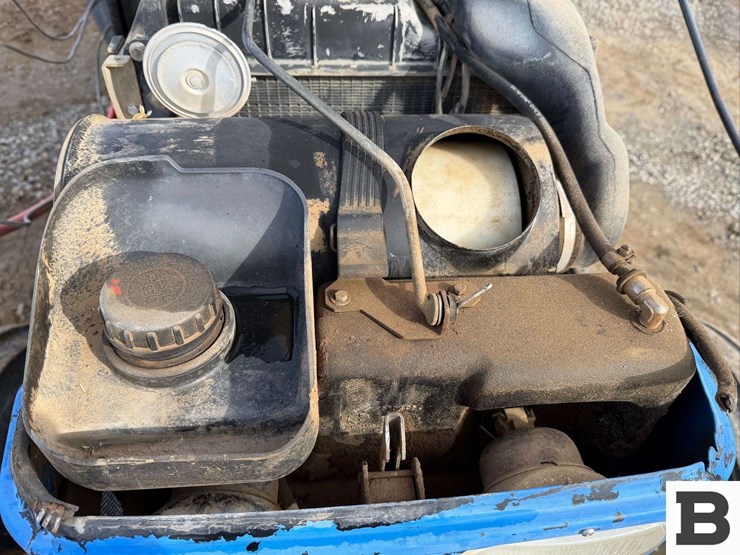 2008-new-holland-tn85fa-image-22