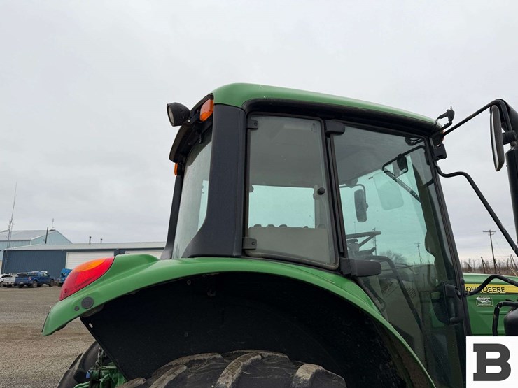 2017-john-deere-6130m-image-34