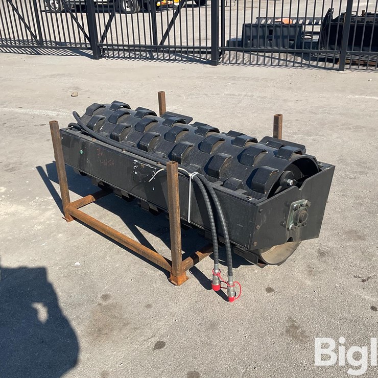 2025 MASSEY-FERGUSON 730