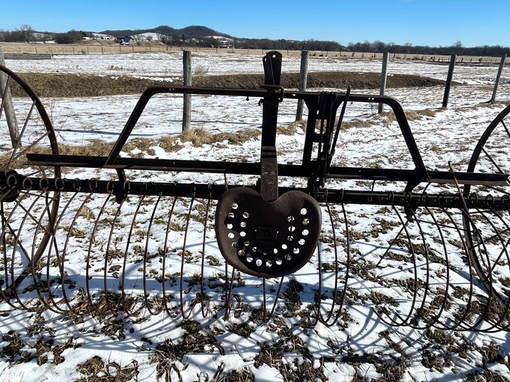 #3251-•-vintage-hay-rake-image-8