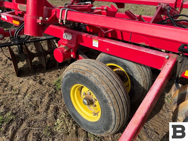 2010-sunflower-1234-18-image-27