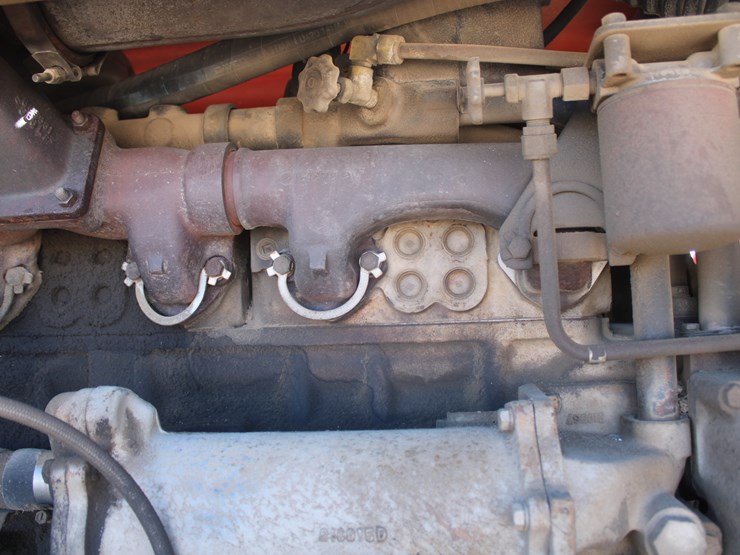 1980-versatile-875-image-73