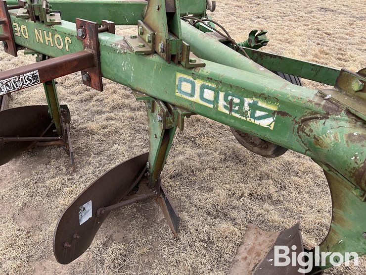 john-deere-4600-image-20